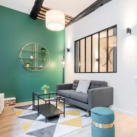 Character In The Heart Of Old Lilla