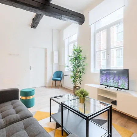 Character In The Heart Of Old *