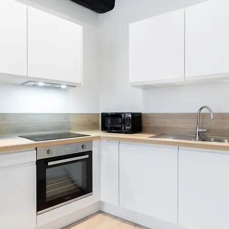 Character In The Heart Of Old * Лилль